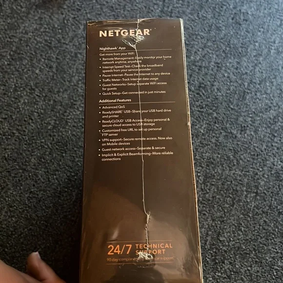NETGEAR NIGHTHAWK AC1900 smart Wi-Fi router